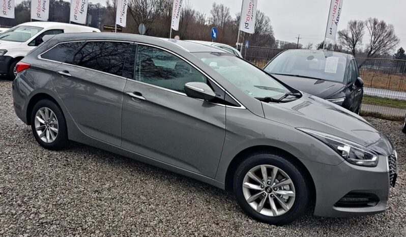 HYUNDAI i40  | FWD (przód) | Automatyczna | 136 KM | Szary full