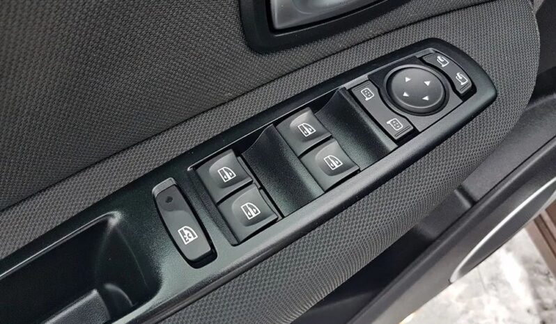 RENAULT Scenic  | FWD (przód) | Manualna | 130 KM | Brązowy full