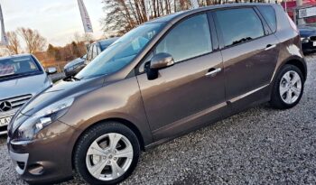 RENAULT Scenic  | FWD (przód) | Manualna | 130 KM | Brązowy full