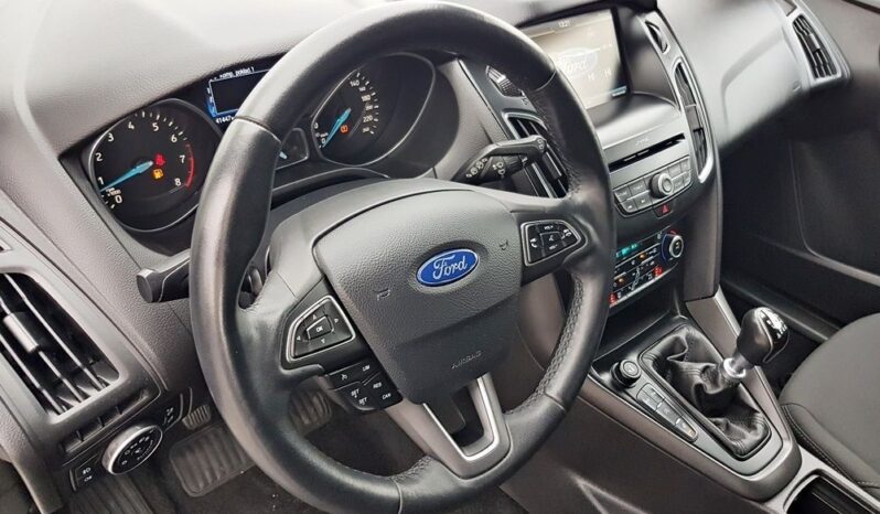 FORD Focus  | FWD (przód) | Manualna | 125 KM | Szary full