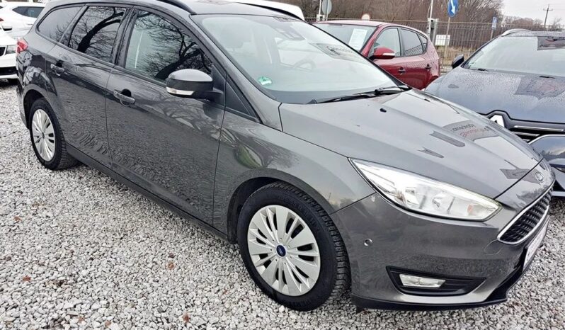 FORD Focus  | FWD (przód) | Manualna | 125 KM | Szary full