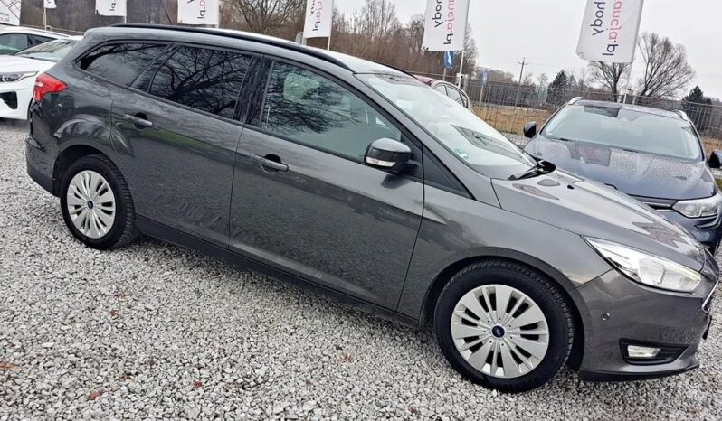 FORD Focus  | FWD (przód) | Manualna | 125 KM | Szary full