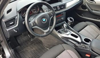 BMW X1  | 4×4 (doł. automatycznie) | Automatyczna | 143 KM | Szary full