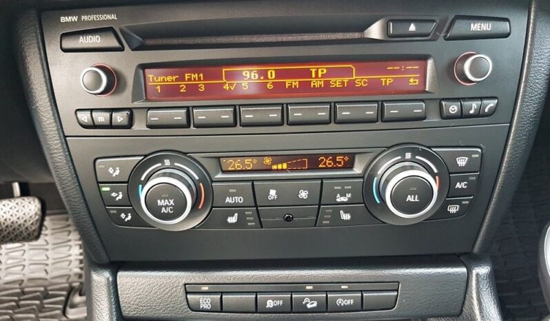 BMW X1  | 4×4 (doł. automatycznie) | Automatyczna | 143 KM | Szary full