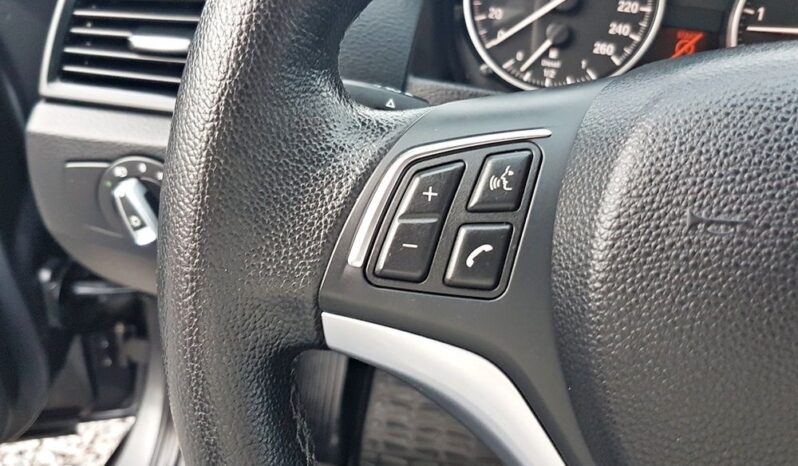 BMW X1  | 4×4 (doł. automatycznie) | Automatyczna | 143 KM | Szary full