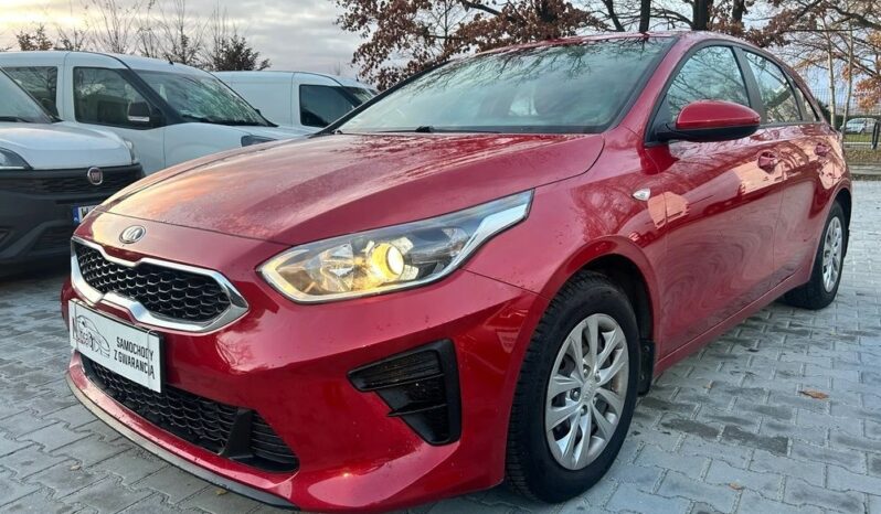KIA Ceed  | FWD (przód) | Manualna | 100 KM | Czerwony full