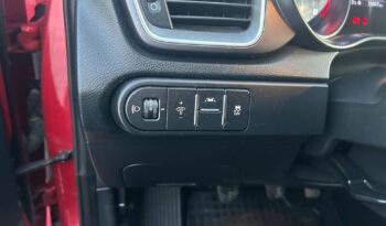 KIA Ceed  | FWD (przód) | Manualna | 100 KM | Czerwony full