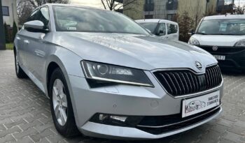 SKODA Superb  | FWD (przód) | Automatyczna | 180 KM | Srebrny full