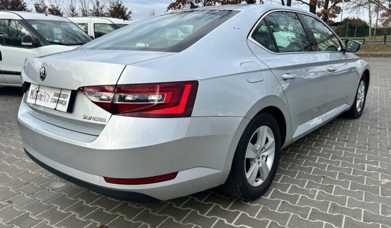 SKODA Superb  | FWD (przód) | Automatyczna | 180 KM | Srebrny full