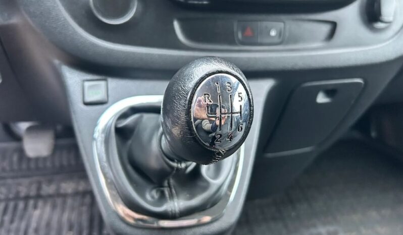 OPEL Vivaro | FWD (przód) | Manualna | 120 KM | Szary full