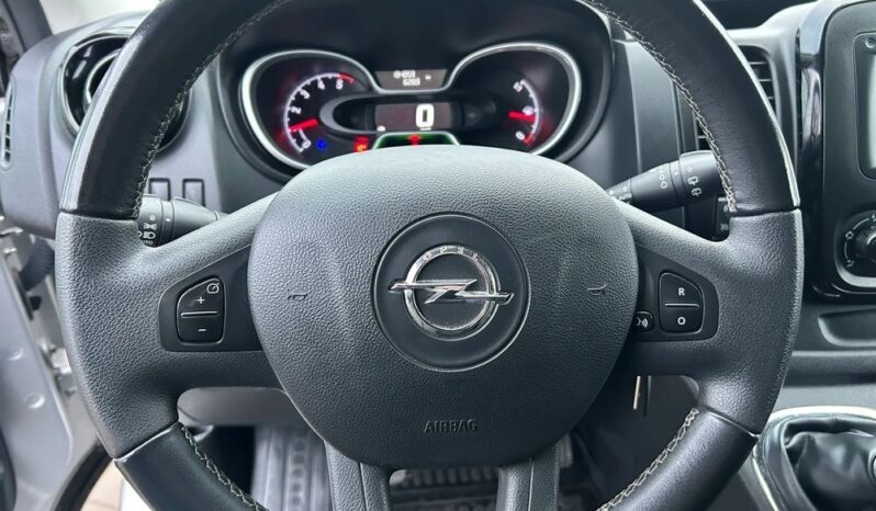 OPEL Vivaro | FWD (przód) | Manualna | 120 KM | Szary full