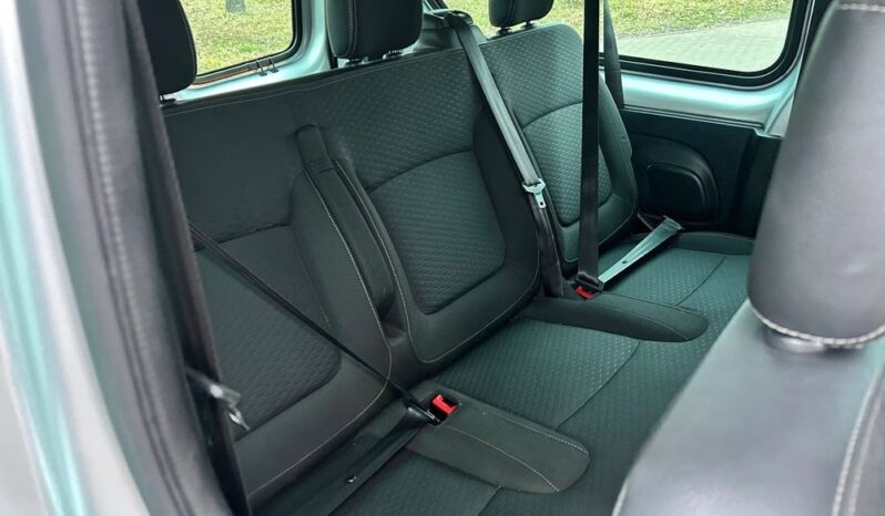 OPEL Vivaro | FWD (przód) | Manualna | 120 KM | Szary full