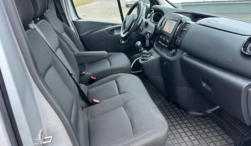 OPEL Vivaro | FWD (przód) | Manualna | 120 KM | Szary full