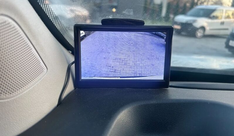 FIAT Doblo  | FWD (przód) | Manualna | 95 KM | Biały full