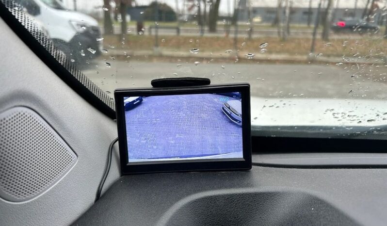 FIAT Doblo  | FWD (przód) | Manualna | 95 KM | Biały full