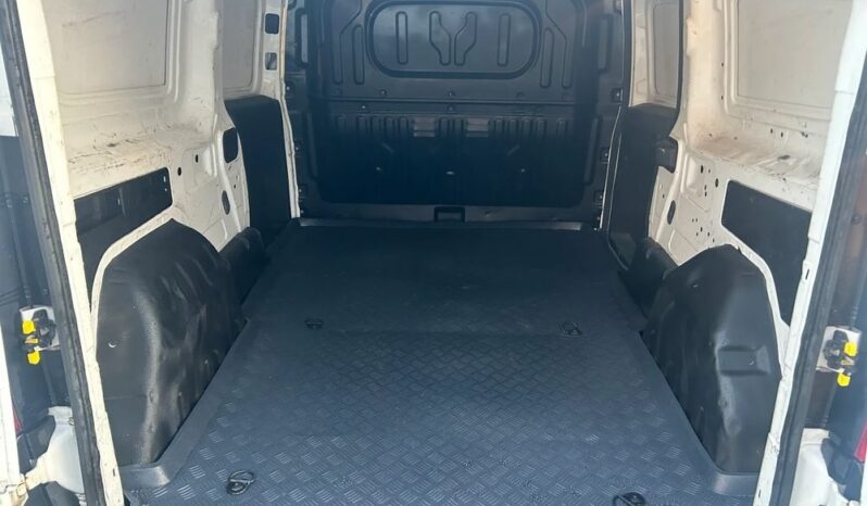 FIAT Doblo  | FWD (przód) | Manualna | 95 KM | Biały full