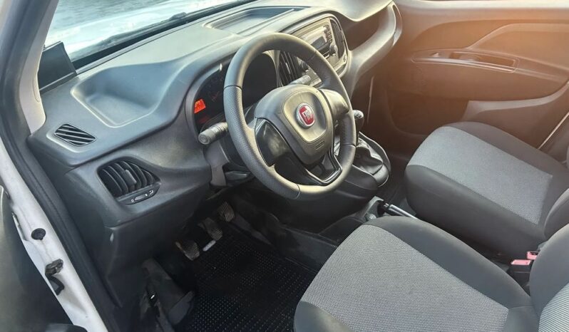FIAT Doblo  | FWD (przód) | Manualna | 95 KM | Biały full