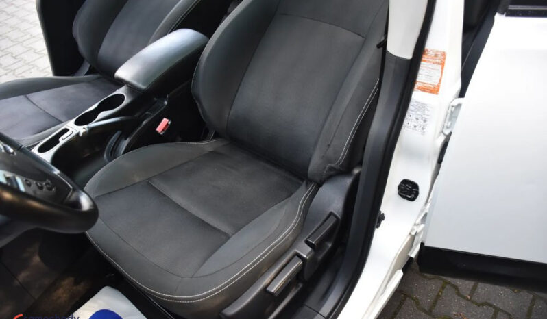 NISSAN Qashqai  | FWD (przód) | Manualna | 130 KM | Biały full