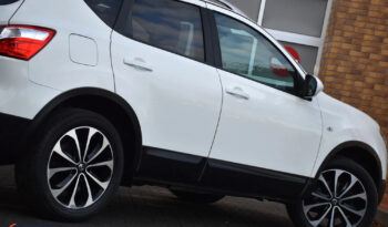 NISSAN Qashqai  | FWD (przód) | Manualna | 130 KM | Biały full