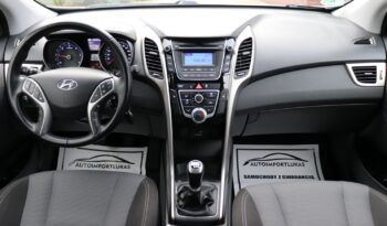 HYUNDAI I30  | 2016 | 110 KM | 1584cm3 | Srebrny full