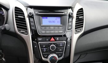 HYUNDAI I30  | 2016 | 110 KM | 1584cm3 | Srebrny full