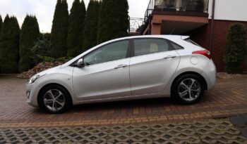 HYUNDAI I30  | 2016 | 110 KM | 1584cm3 | Srebrny full