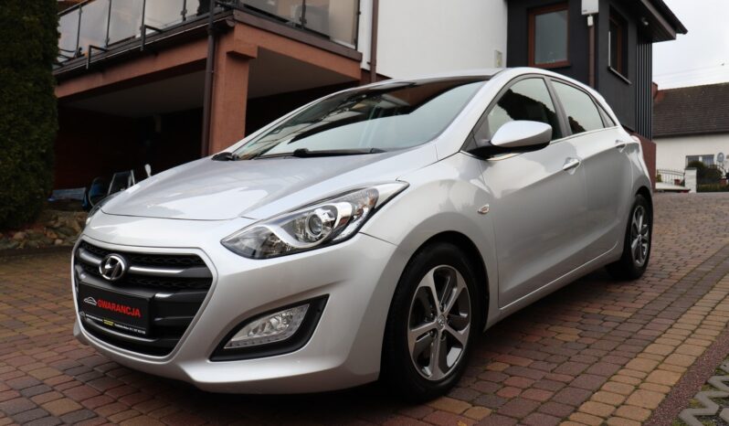 HYUNDAI I30  | 2016 | 110 KM | 1584cm3 | Srebrny full