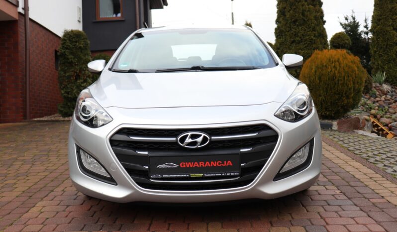 HYUNDAI I30  | 2016 | 110 KM | 1584cm3 | Srebrny full