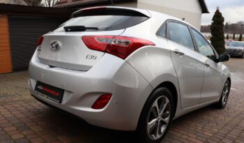 HYUNDAI I30  | 2016 | 110 KM | 1584cm3 | Srebrny full