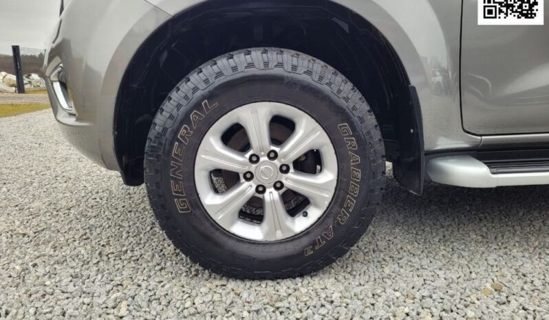 NISSAN Navara  | 4×4 (doł. ręcznie) | Manualna | 163 KM | Szary full