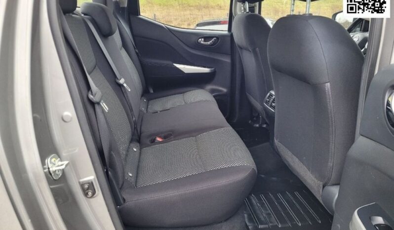NISSAN Navara  | 4×4 (doł. ręcznie) | Manualna | 163 KM | Szary full
