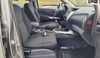 NISSAN Navara  | 4×4 (doł. ręcznie) | Manualna | 163 KM | Szary full