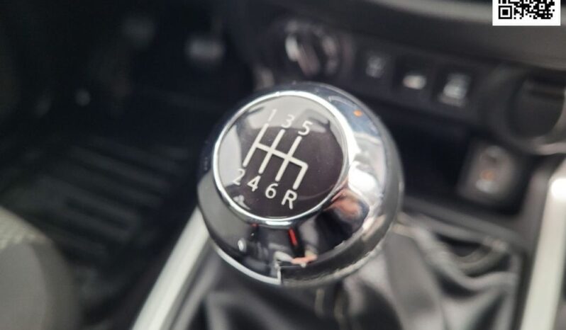 NISSAN Navara  | 4×4 (doł. ręcznie) | Manualna | 163 KM | Szary full