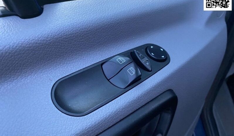 MERCEDES-BENZ Sprinter  | RWD (tył) | Manualna | 129 KM | Granatowy full