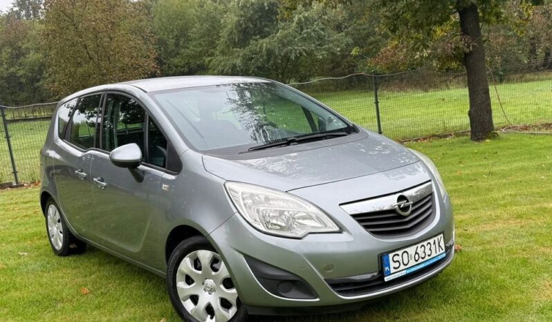 Opel Meriva  | Fwd (Przód) | Manualna | 120 Km | Szary