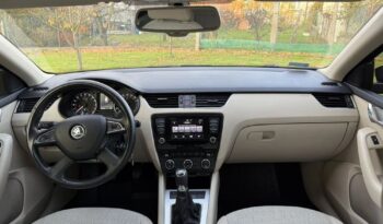 SKODA Octavia  | FWD (przód) | Manualna | 150 KM | Czarny full
