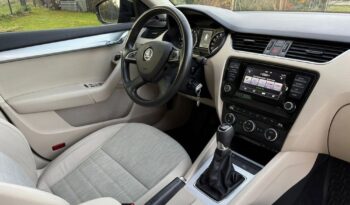 SKODA Octavia  | FWD (przód) | Manualna | 150 KM | Czarny full