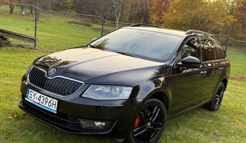 SKODA Octavia  | FWD (przód) | Manualna | 150 KM | Czarny full