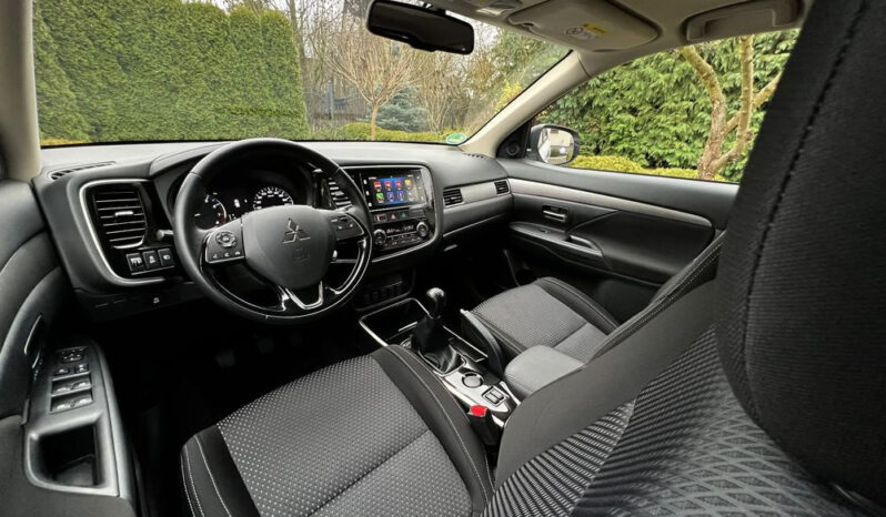 MITSUBISHI Outlander  | FWD (przód) | Manualna | 150 KM | Biały full