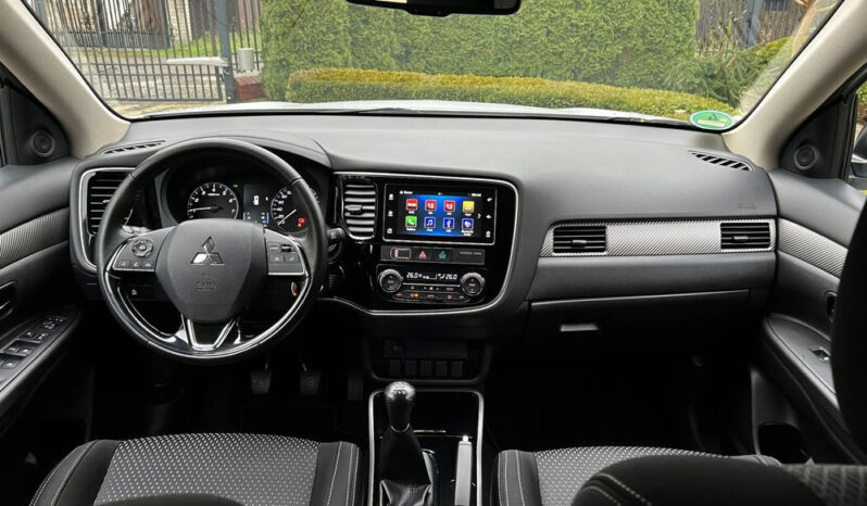 MITSUBISHI Outlander  | FWD (przód) | Manualna | 150 KM | Biały full