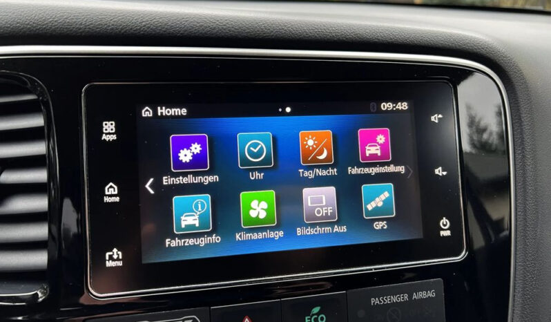 MITSUBISHI Outlander  | FWD (przód) | Manualna | 150 KM | Biały full