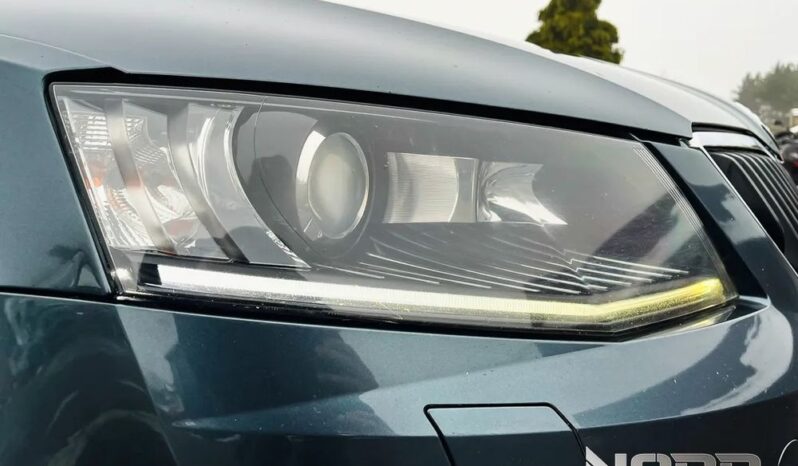 SKODA Octavia  | FWD (przód) | Automatyczna | 149 KM | Szary full