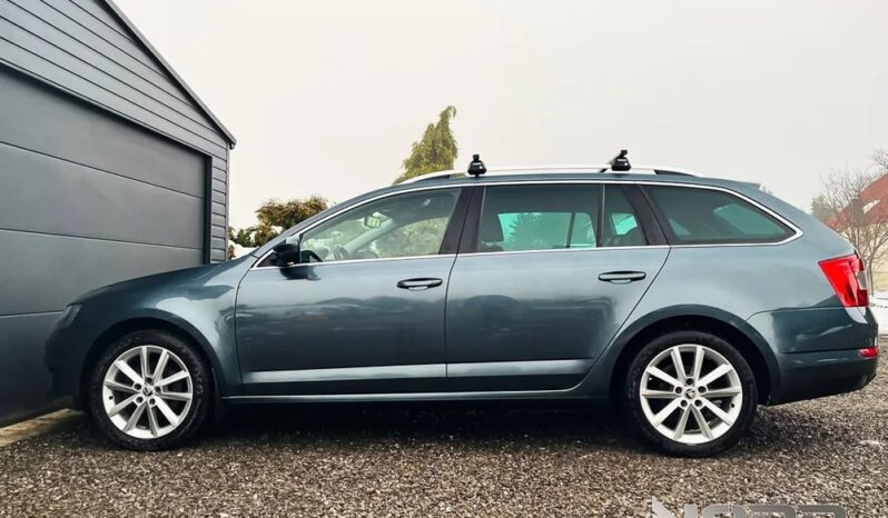 SKODA Octavia  | FWD (przód) | Automatyczna | 149 KM | Szary full