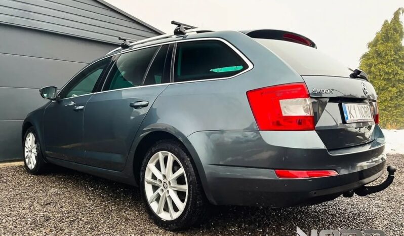 SKODA Octavia  | FWD (przód) | Automatyczna | 149 KM | Szary full