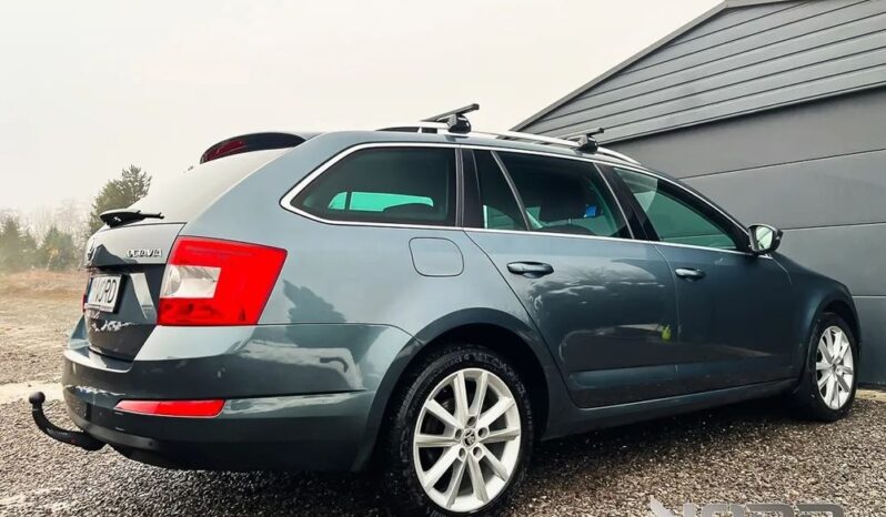 SKODA Octavia  | FWD (przód) | Automatyczna | 149 KM | Szary full