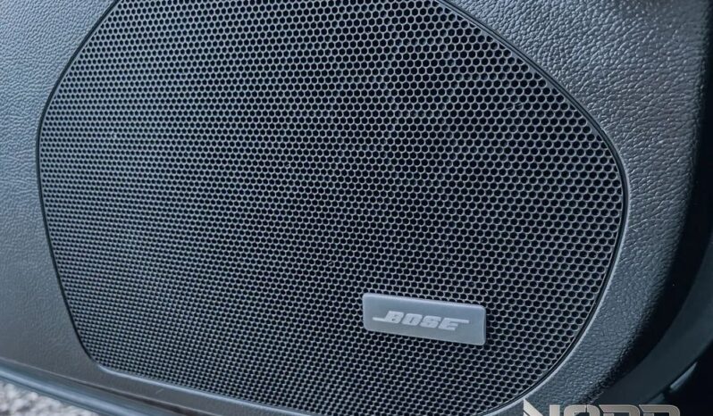 OPEL Insignia  | 4×4 (stały) | Automatyczna | 170 KM | Czarny full