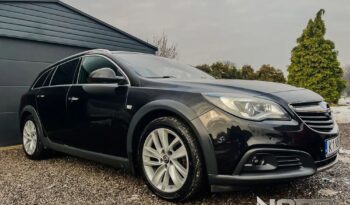 OPEL Insignia  | 4×4 (stały) | Automatyczna | 170 KM | Czarny full