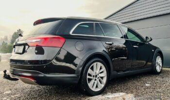 OPEL Insignia  | 4×4 (stały) | Automatyczna | 170 KM | Czarny full
