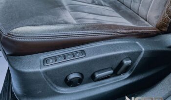 SKODA Octavia  | 4×4 (stały) | Automatyczna | 180 KM | Czarny full