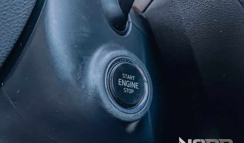 SKODA Octavia  | 4×4 (stały) | Automatyczna | 180 KM | Czarny full